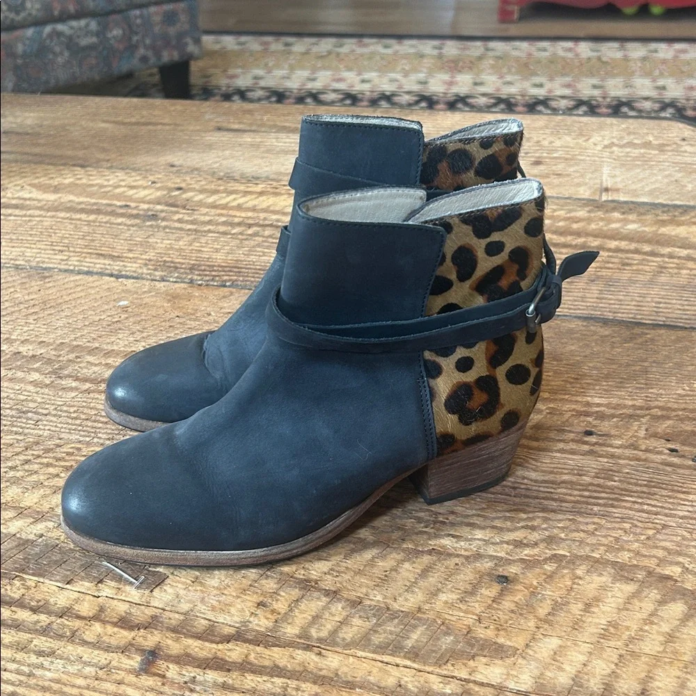 Boden Black and leopard ankle boot
